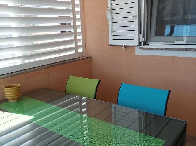 Anja Apartamento Vir