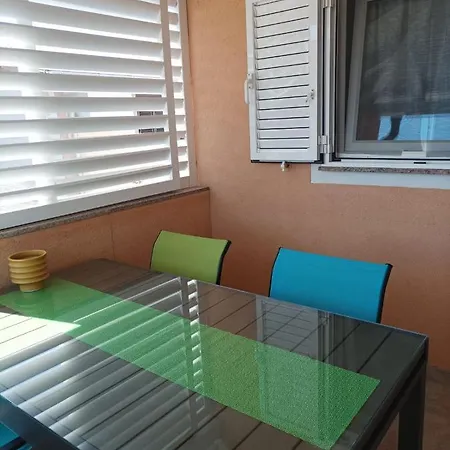 Anja Apartment Vir