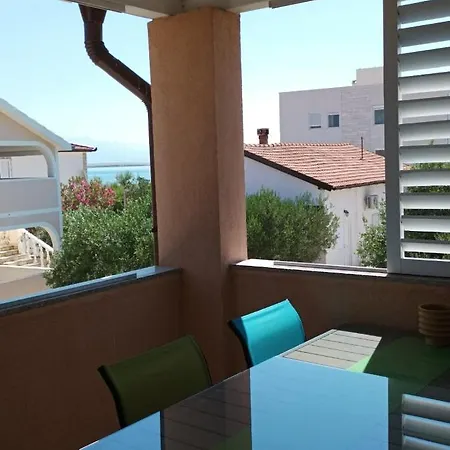Anja Apartment Vir