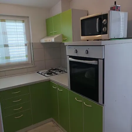 Apartment Anja Vir